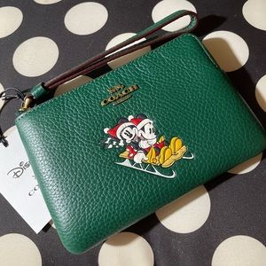 Disney x Coach Corner Zip Wristlet with Mickey & Minnie Winter Scene. New w/Tags